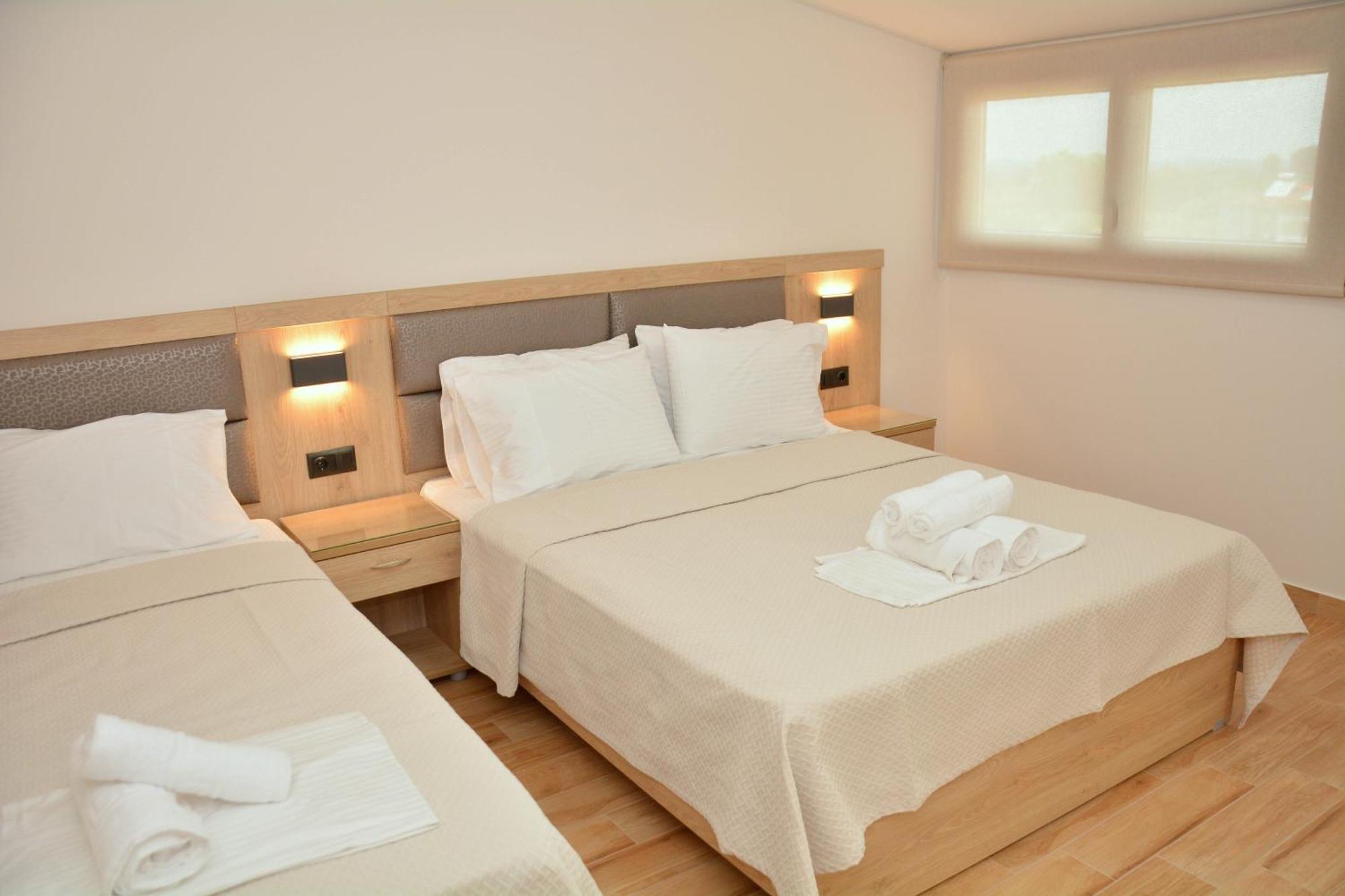 Denis Studios And Paralía
